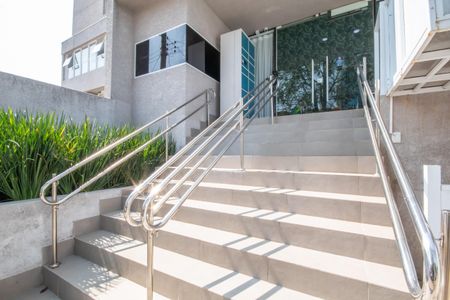 Apartamento à venda com 65m², 2 quartos e 2 vagasEntrada