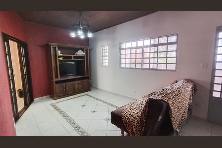 Sala de casa para alugar com 4 quartos, 144m² em Sesc, Suzano