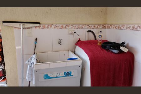 Área de serviço  de casa para alugar com 4 quartos, 144m² em Sesc, Suzano