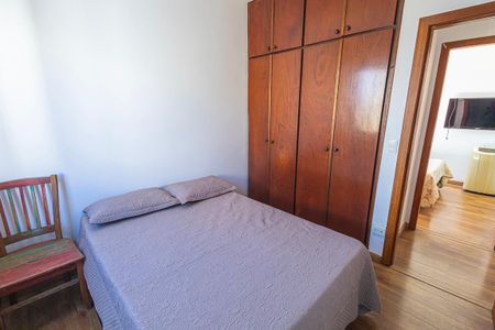 Apartamento à venda com 90m², 3 quartos e 1 vagaquarto 2