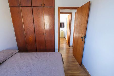 Apartamento à venda com 90m², 3 quartos e 1 vagaquarto 2