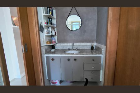 Apartamento para alugar com 89m², 3 quartos e 1 vaga Apartamento para alugar com 89m², 3 quartos e 1 vagaBanheiro da Suíte 2 e 3