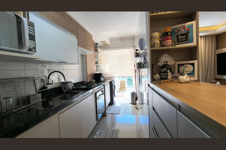 Apartamento para alugar com 89m², 3 quartos e 1 vaga Apartamento para alugar com 89m², 3 quartos e 1 vagaCozinha e Área de Serviço