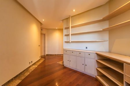 Apartamento à venda com 509m², 3 quartos e 6 vagasEscritório