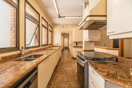 Apartamento à venda com 509m², 3 quartos e 6 vagasCozinha
