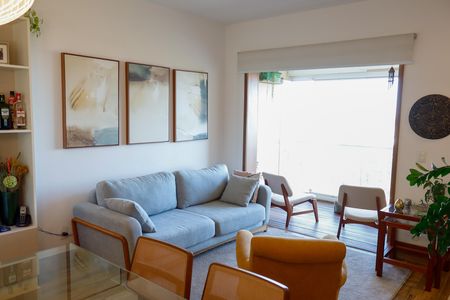 Apartamento à venda com 77m², 2 quartos e 1 vagasala