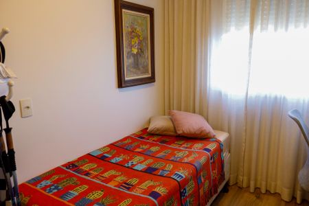 Apartamento à venda com 77m², 2 quartos e 1 vagaQuarto 1