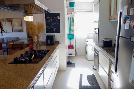 Apartamento à venda com 77m², 2 quartos e 1 vagaCozinha
