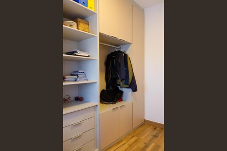 Apartamento à venda com 77m², 2 quartos e 1 vagaQuarto 1