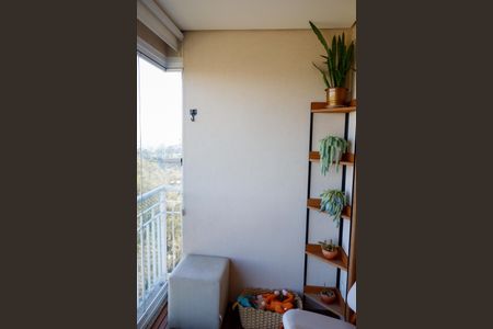 Apartamento à venda com 77m², 2 quartos e 1 vagaSacada