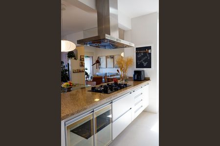 Apartamento à venda com 77m², 2 quartos e 1 vagaCozinha