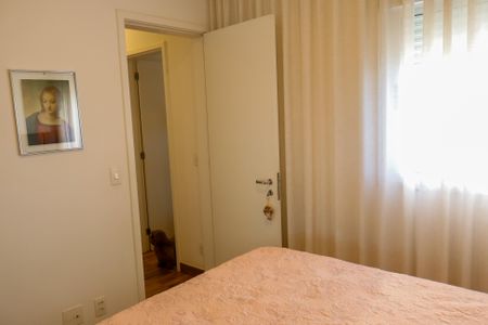 Apartamento à venda com 77m², 2 quartos e 1 vagaQuarto 2 - Suíte