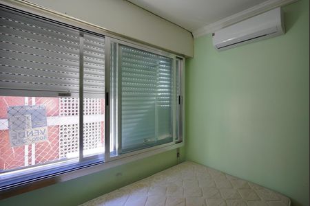 Quarto 1 de apartamento à venda com 2 quartos, 67m² em Centro Histórico, Porto Alegre