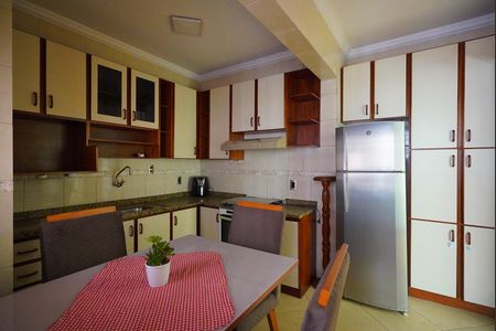 Apartamento à venda com 67m², 2 quartos e sem vaga Apartamento à venda com 67m², 2 quartos e sem vagaCozinha