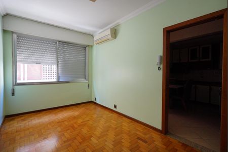 Sala de apartamento à venda com 2 quartos, 67m² em Centro Histórico, Porto Alegre
