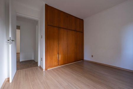 Apartamento à venda com 114m², 3 quartos e 2 vagas Apartamento à venda com 114m², 3 quartos e 2 vagasQuarto 3