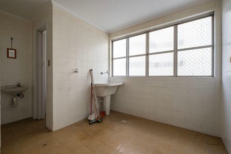 Apartamento à venda com 114m², 3 quartos e 2 vagas Apartamento à venda com 114m², 3 quartos e 2 vagasÁrea de Serviço