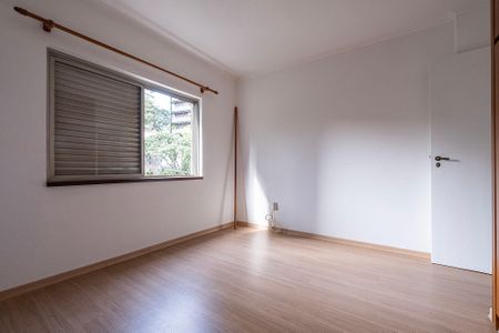 Apartamento à venda com 114m², 3 quartos e 2 vagas Apartamento à venda com 114m², 3 quartos e 2 vagasQuarto 3