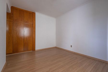 Apartamento à venda com 114m², 3 quartos e 2 vagas Apartamento à venda com 114m², 3 quartos e 2 vagasSuíte