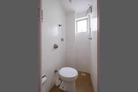 Apartamento à venda com 114m², 3 quartos e 2 vagas Apartamento à venda com 114m², 3 quartos e 2 vagasÁrea de Serviço - Banheiro
