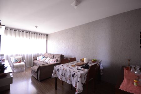 Sala  de apartamento à venda com 2 quartos, 75m² em Jardim Celeste, São Paulo