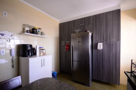 Apartamento à venda com 75m², 2 quartos e 1 vaga Apartamento à venda com 75m², 2 quartos e 1 vagaCozinha