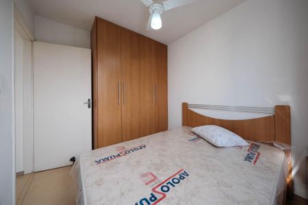Quarto 2 de apartamento para alugar com 2 quartos, 55m² em Vila Silvia, São Paulo
