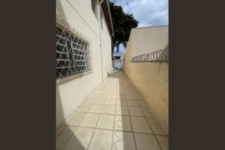 Casa à venda com 148m², 3 quartos e 3 vagas
