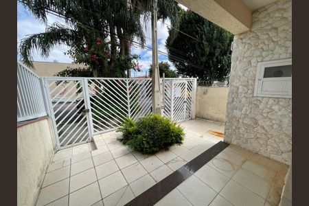 Casa à venda com 148m², 3 quartos e 3 vagas