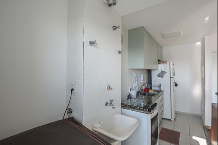 Apartamento à venda com 58m², 2 quartos e 1 vagaCozinha e Área de Serviço