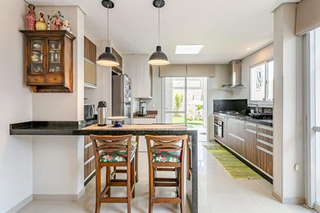 Casa para alugar com 130m², 3 quartos e 2 vagasCozinha