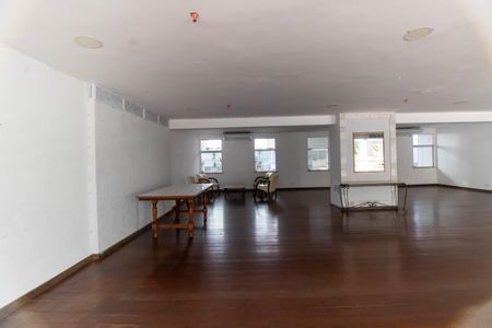 Apartamento para alugar com 120m², 3 quartos e 2 vagas Apartamento para alugar com 120m², 3 quartos e 2 vagasÁrea comum