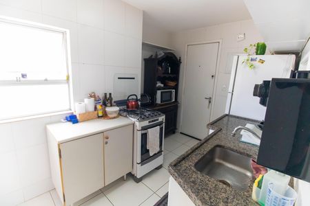 Apartamento para alugar com 120m², 3 quartos e 2 vagas Apartamento para alugar com 120m², 3 quartos e 2 vagasCozinha