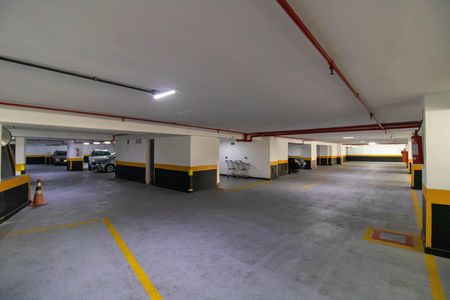 Apartamento para alugar com 120m², 3 quartos e 2 vagas Apartamento para alugar com 120m², 3 quartos e 2 vagasGaragem