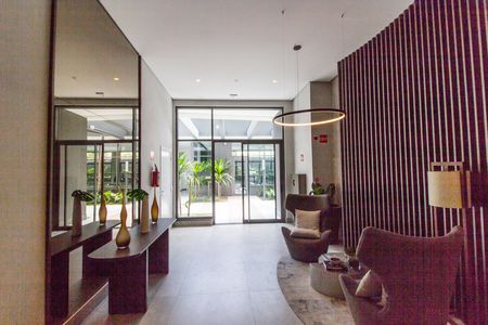 Apartamento à venda com 95m², 2 quartos e 2 vagas Apartamento à venda com 95m², 2 quartos e 2 vagasHall de entrada