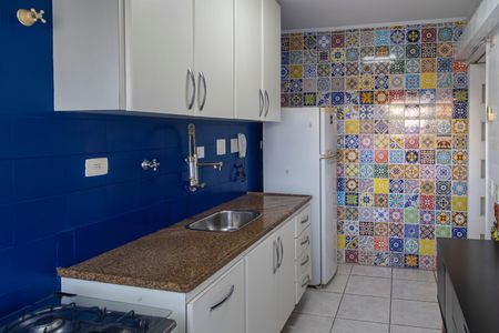 Apartamento para alugar com 64m², 2 quartos e 1 vagaCozinha