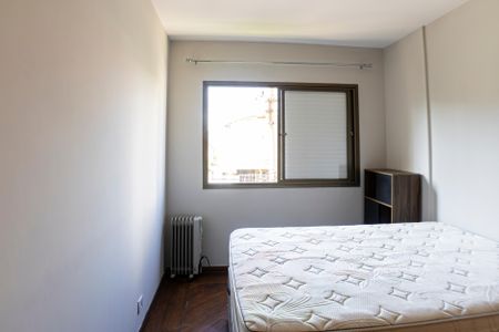 Quarto 2 de apartamento para alugar com 2 quartos, 64m² em Jardim Aeroporto, São Paulo