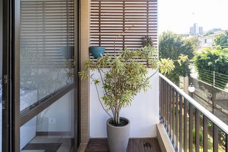 Apartamento para alugar com 64m², 2 quartos e 1 vagaVaranda