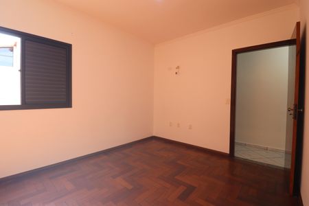 Apartamento para alugar com 117m², 3 quartos e 2 vagasQuarto 3
