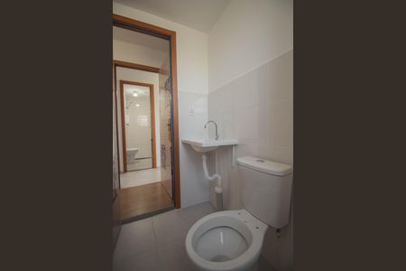 Apartamento para alugar com 47m², 2 quartos e 2 vagas Apartamento para alugar com 47m², 2 quartos e 2 vagasBanheiro da Suíte 1