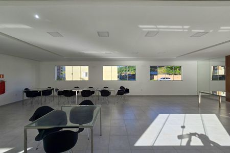Apartamento para alugar com 47m², 2 quartos e 2 vagas Apartamento para alugar com 47m², 2 quartos e 2 vagasÁrea comum - Salão de festas