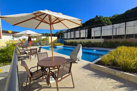 Apartamento para alugar com 47m², 2 quartos e 2 vagas Apartamento para alugar com 47m², 2 quartos e 2 vagasÁrea comum - Piscina