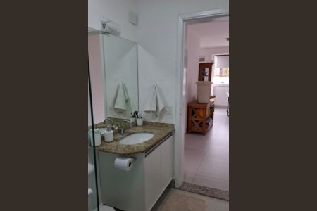 Apartamento à venda com 117m², 2 quartos e 2 vagas Apartamento à venda com 117m², 2 quartos e 2 vagasBanheiro