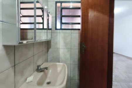 Casa à venda com 187m², 2 quartos e 2 vagasEdícula - Banheiro