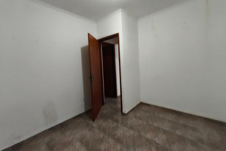 Casa à venda com 187m², 2 quartos e 2 vagasEdícula - Quarto
