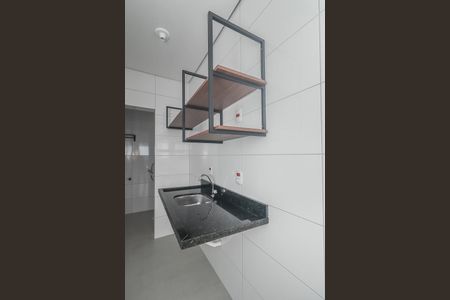Cozinha de apartamento para alugar com 1 quarto, 26m² em Costa E Silva, Porto Alegre
