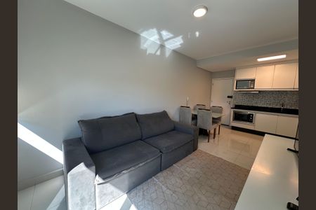 Sala de apartamento para alugar com 1 quarto, 45m² em Bethaville I, Barueri