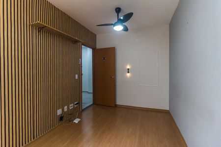 Sala de apartamento para alugar com 2 quartos, 50m² em Vila Perracini, Poá