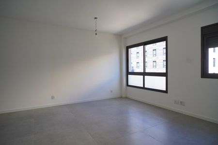 Quarto  de kitnet/studio para alugar com 1 quarto, 44m² em São João, Porto Alegre