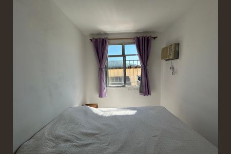 Apartamento à venda com 57m², 2 quartos e 1 vagaQuarto 2